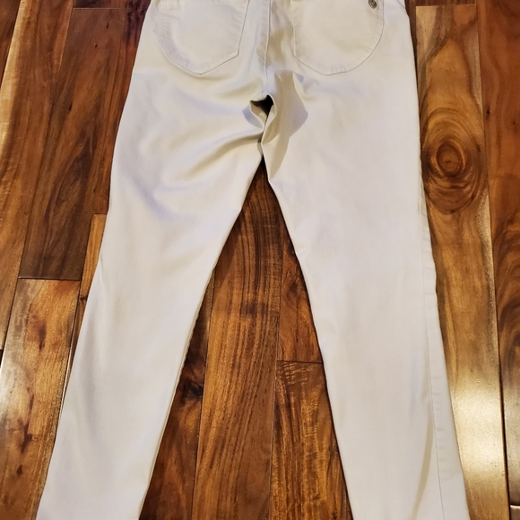Democracy pants size 6 white Gently used - Picture 2 of 3